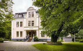 Villa Park